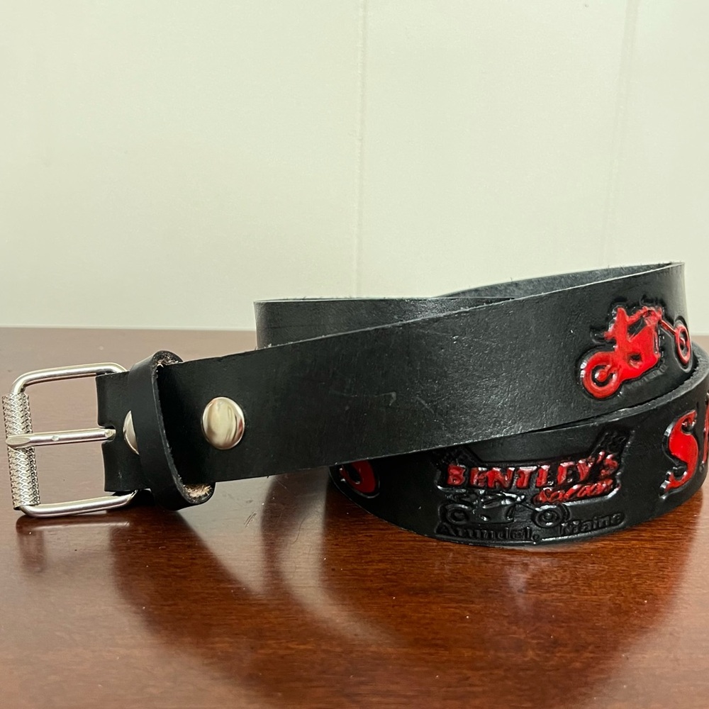 Vintage tooled Leather biker Belt Bentley’s Biker Saloon Maine rare edgy EUC - Picture 6 of 15